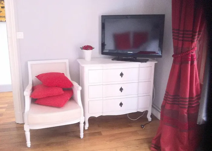 Bed and breakfast La Demeure De Laclais 3*